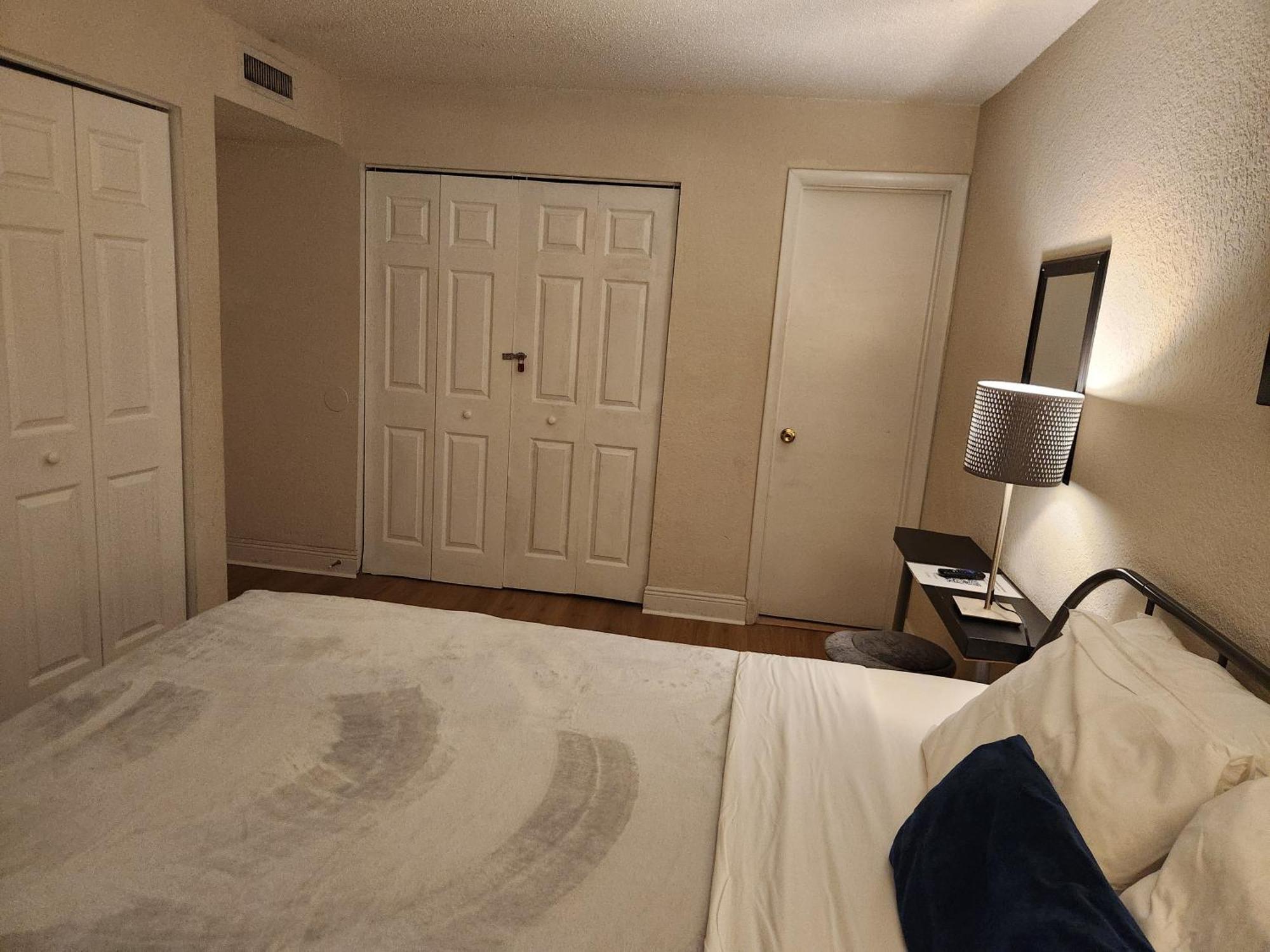 Centauri Vacation Rentals Beautiful 2-Bedroom Condo, Near All Orlando Attractions, Free Parking & Wi-Fi, King Bed, #1 エクステリア 写真