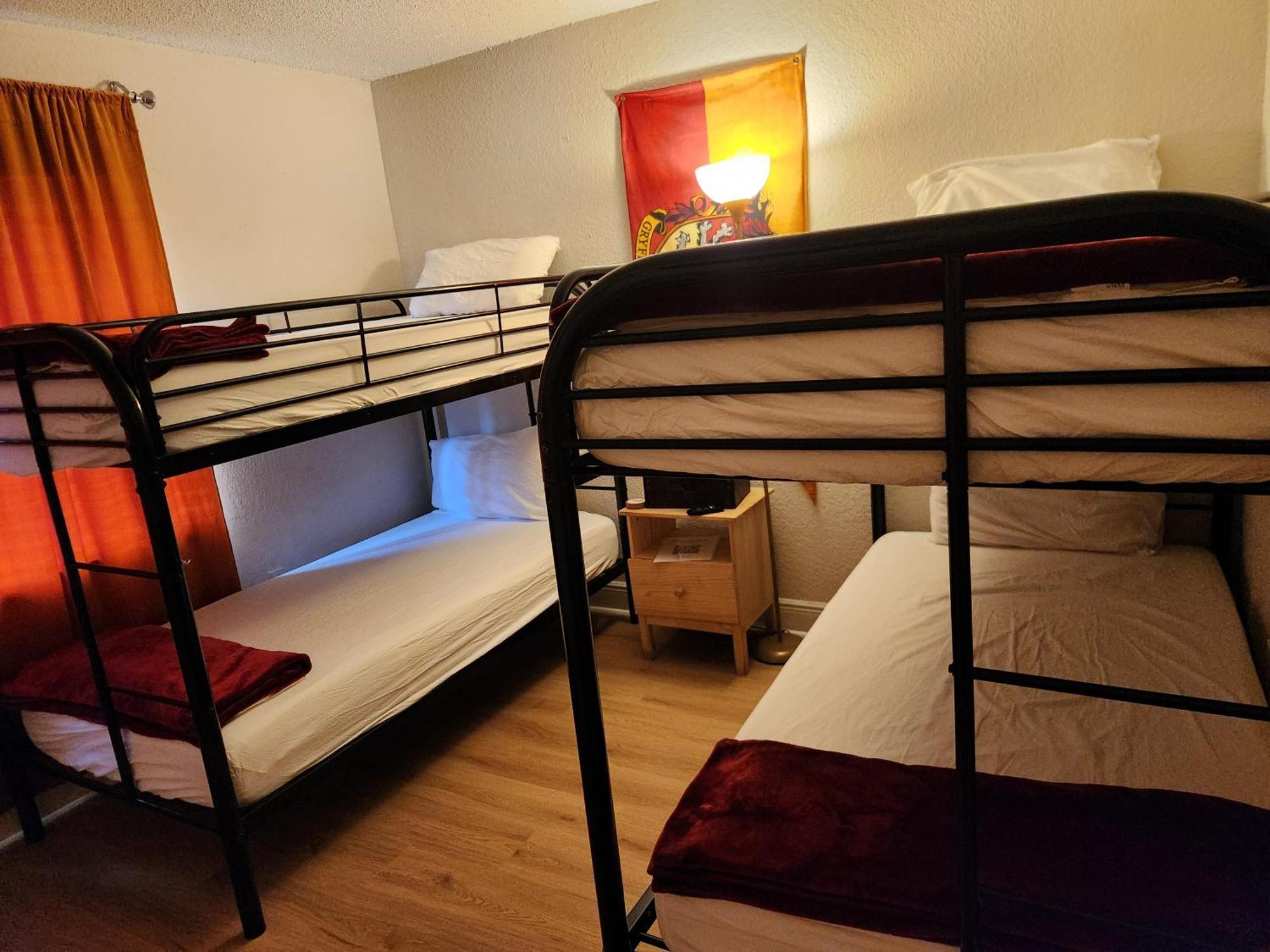 Centauri Vacation Rentals Beautiful 2-Bedroom Condo, Near All Orlando Attractions, Free Parking & Wi-Fi, King Bed, #1 エクステリア 写真